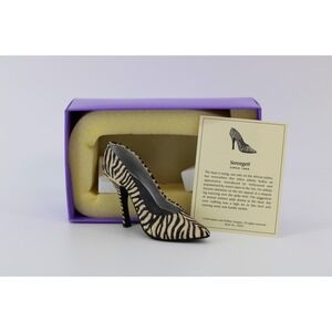 Just The Right Shoe, Serengeti Item #25025‎ Collectible Miniature Shoe Figurine